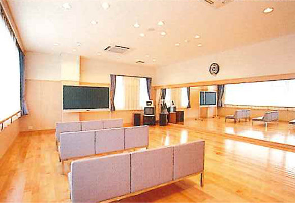 山中産婦人科医院　1Fホール